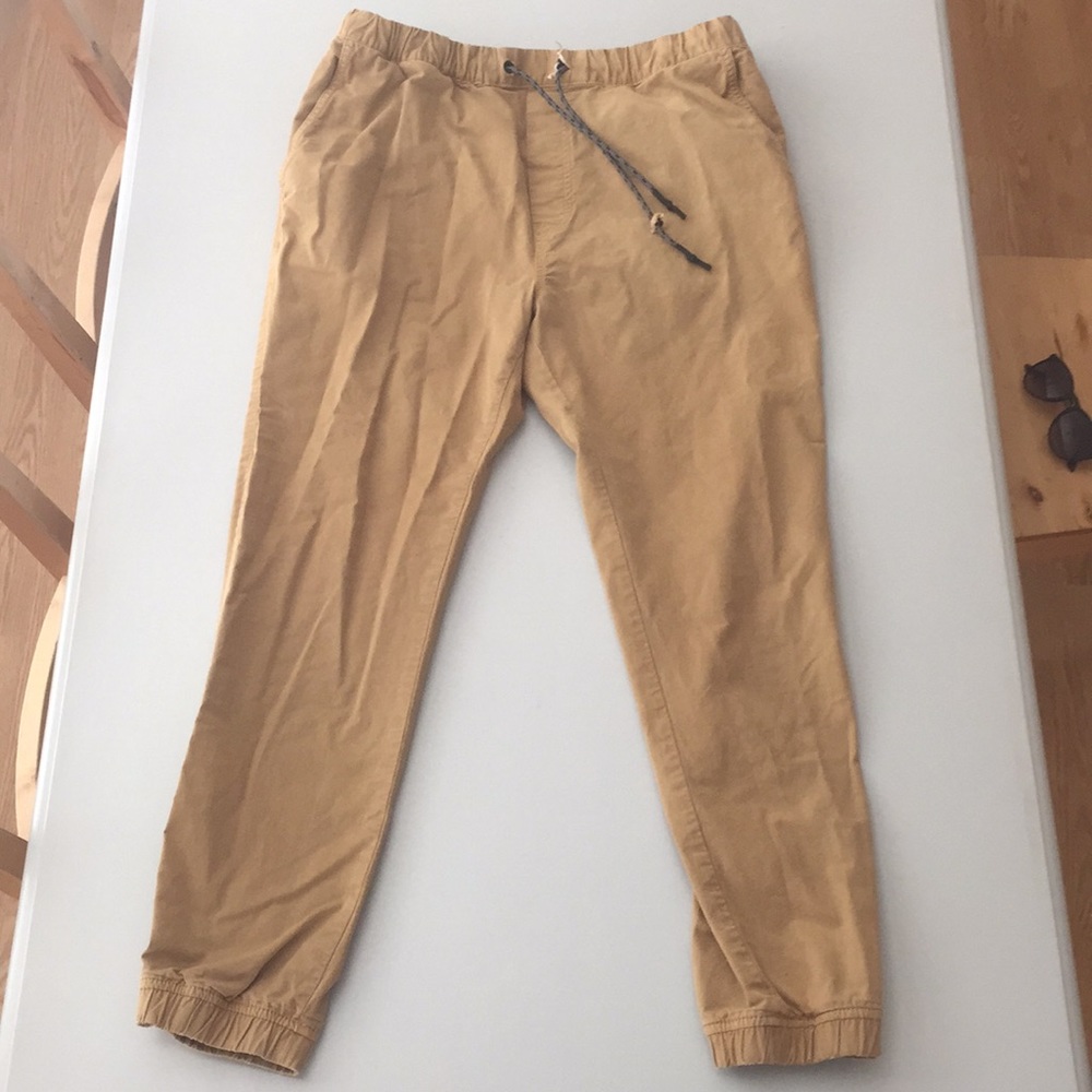 MAKE ME AN OFFER!!! Men’s Joggers